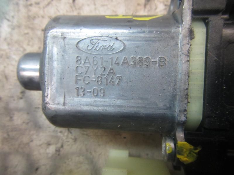 Recambio de motor elevalunas delantero izquierdo para ford fiesta (ccn) trend referencia OEM IAM 1852321 8A611A389 