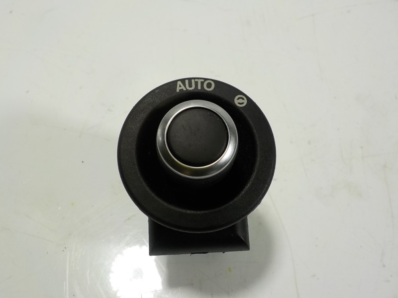 Recambio de modulo electronico para land rover range rover sport hse referencia OEM IAM LR041113 CPLA6465BA 