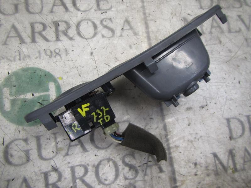 Recambio de mando elevalunas trasero derecho para hyundai lantra familiar (rd) 1.9 d gls referencia OEM IAM   