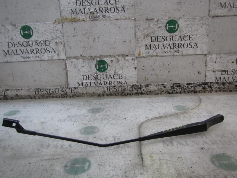 Recambio de brazo limpia delantero derecho para volkswagen caddy ka/kb (2k) furg. referencia OEM IAM 2K1955410  