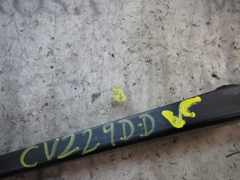 Recambio de brazo limpia delantero derecho para volkswagen caddy ka/kb (2k) furg. referencia OEM IAM 2K1955410  