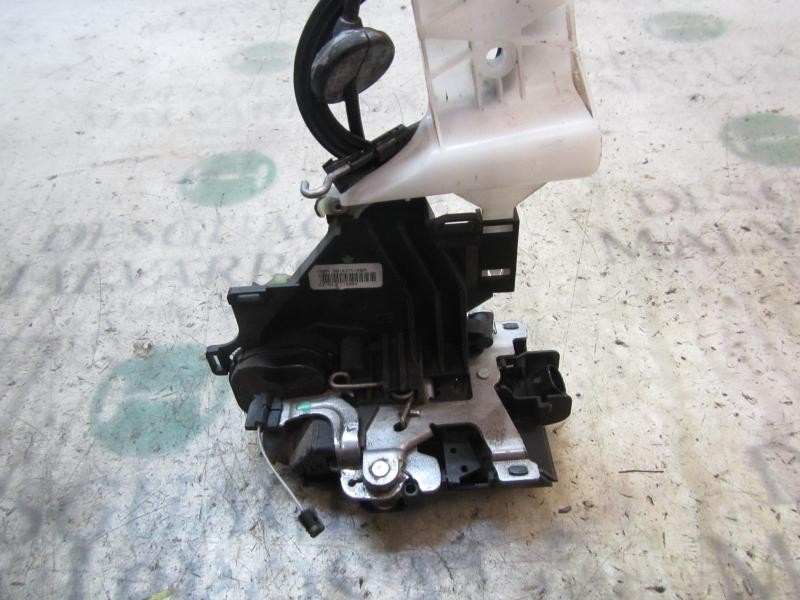 Recambio de cerradura puerta delantera derecha para volkswagen caddy ka/kb (2k) furg. referencia OEM IAM 3B1837016BR  