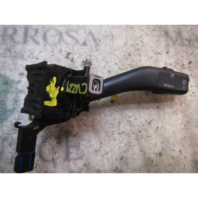 Recambio de mando limpia para volkswagen caddy ka/kb (2k) furg. referencia OEM IAM 1K0953519J9B9  