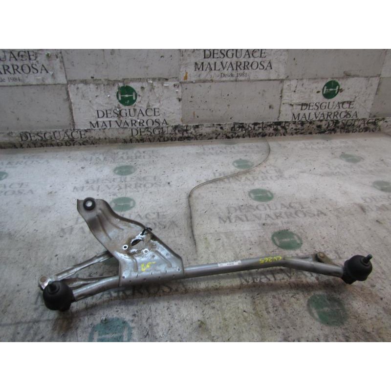 Recambio de articulacion limpia delantero para dacia logan mcv 1.5 dci diesel cat referencia OEM IAM 8200619512  