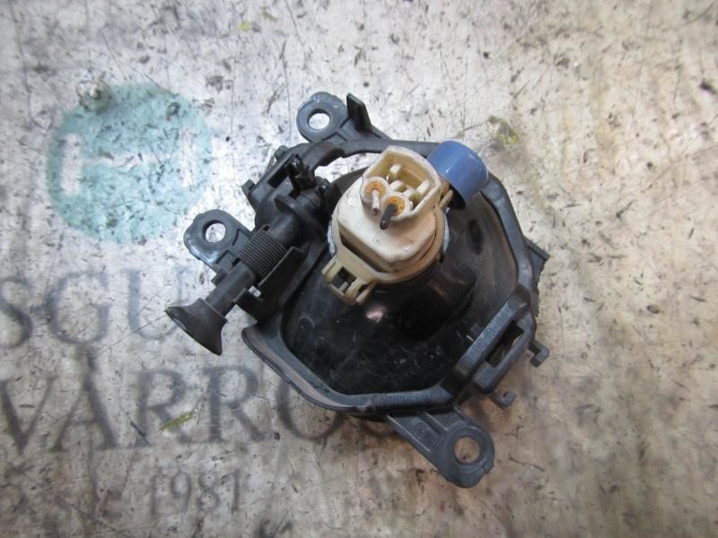 Recambio de faro antiniebla izquierdo para dacia logan mcv 1.5 dci diesel cat referencia OEM IAM 261508367R  