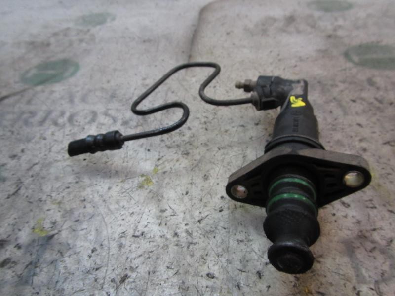 Recambio de bombin embrague para seat leon (1m1) signo referencia OEM IAM   