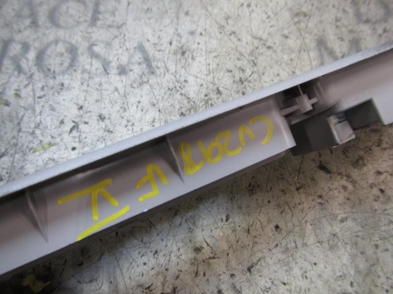 Recambio de piloto interior para mitsubishi grandis (na0w) 2.0 di-d cat referencia OEM IAM MR962022HA  