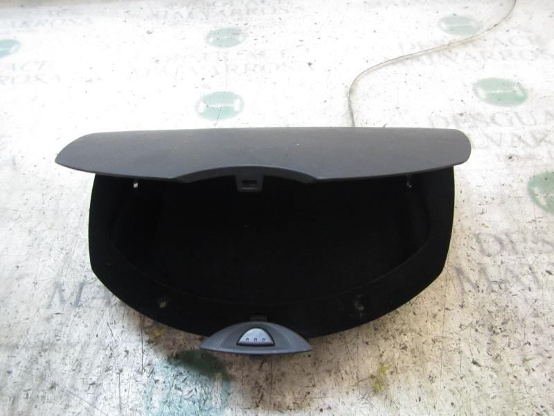 Recambio de guantera para mitsubishi grandis (na0w) 2.0 di-d cat referencia OEM IAM MN134023XA  