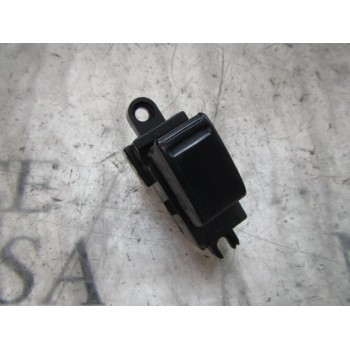 MANDO ELEVALUNAS TRASERO DERECHO 