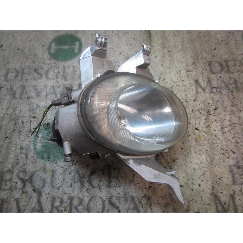 Recambio de faro antiniebla izquierdo para peugeot 206 berlina 1.4 16v cat (kfu / et3j4) referencia OEM IAM   