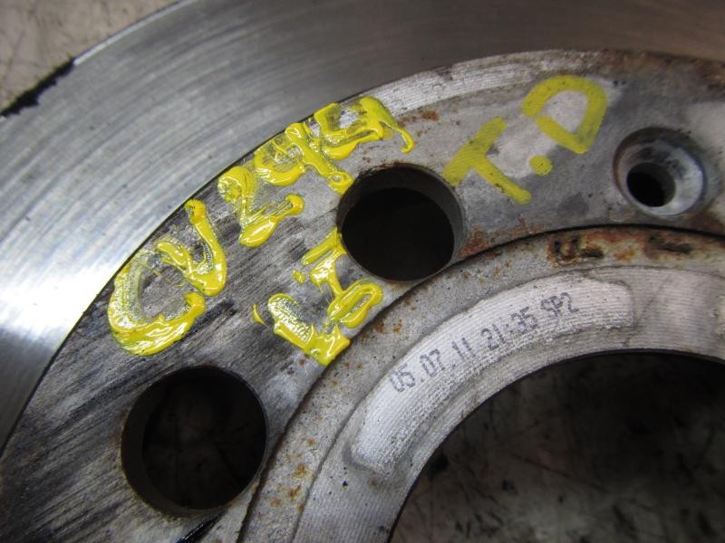 Recambio de disco freno trasero para volkswagen touran (1t3) 2.0 tdi referencia OEM IAM 1K0615601AA  