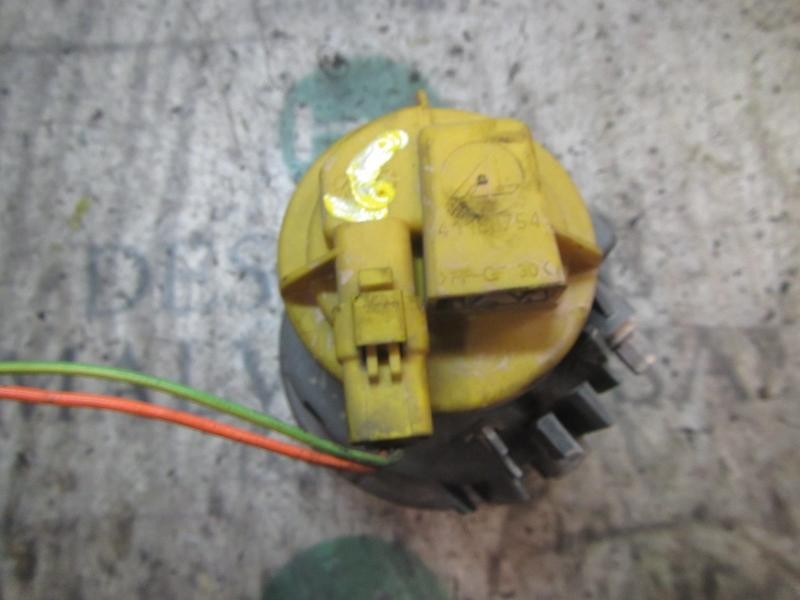 Recambio de faro antiniebla izquierdo para citroën c3 1.4 hdi referencia OEM IAM   