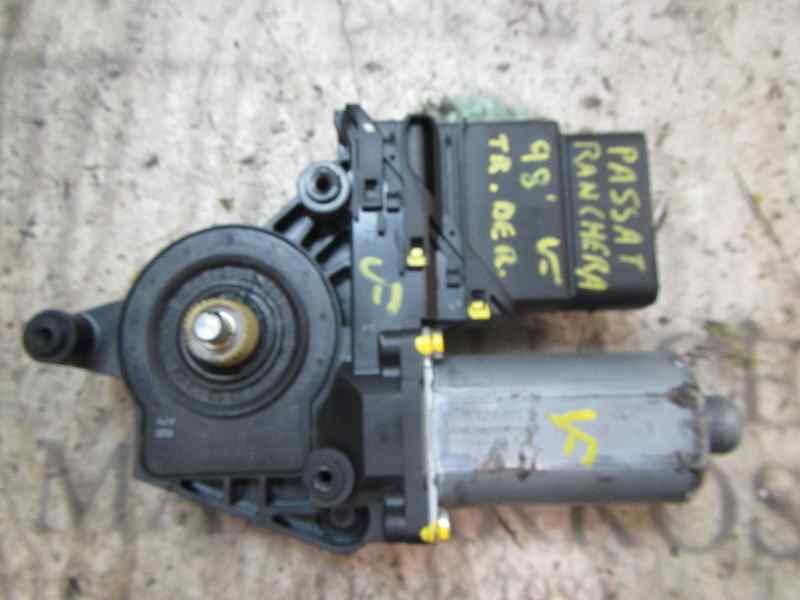 Recambio de motor elevalunas trasero derecho para volkswagen passat variant (3b5) highline referencia OEM IAM   