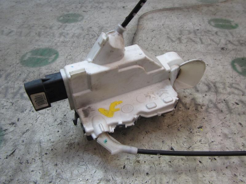 Recambio de cerradura puerta delantera izquierda para citroën c3 1.1 referencia OEM IAM 9800624480  