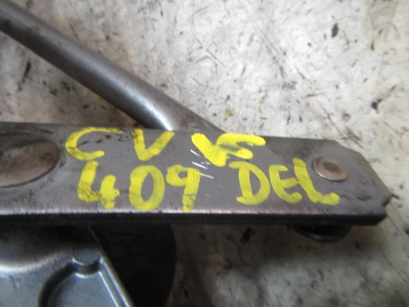 Recambio de articulacion limpia delantero para toyota verso 2.0 d-4d cat referencia OEM IAM 851500F030  