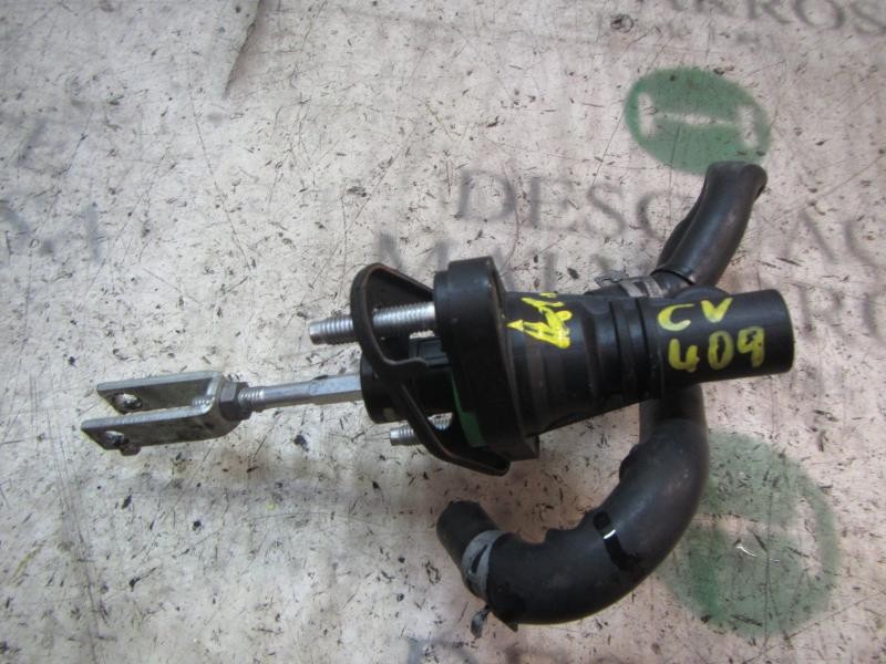 Recambio de bomba embrague para toyota verso 2.0 d-4d cat referencia OEM IAM 3142002051  