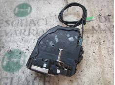 Recambio de cerradura puerta trasera derecha para toyota verso 2.0 d-4d cat referencia OEM IAM 690500F030   2