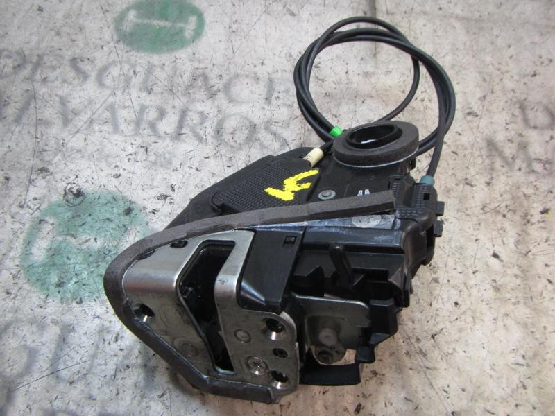 Recambio de cerradura puerta trasera izquierda para toyota verso 2.0 d-4d cat referencia OEM IAM 690600F030  