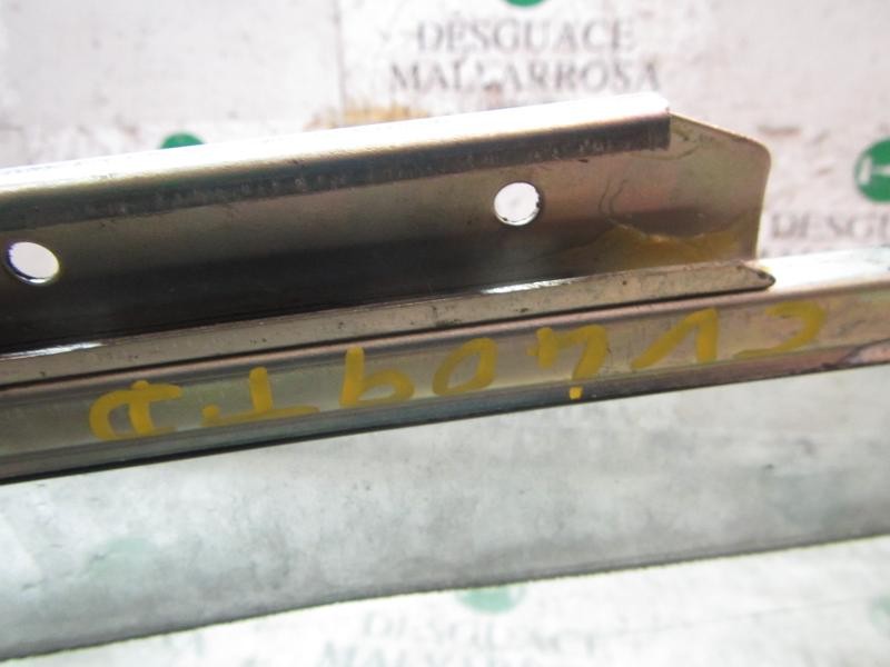 Recambio de cristal puerta trasero derecho para toyota verso 2.0 d-4d cat referencia OEM IAM 681030F030  