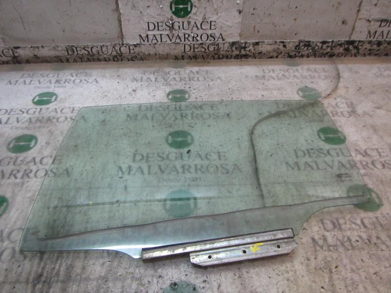 Recambio de cristal puerta trasero izquierdo para toyota verso 2.0 d-4d cat referencia OEM IAM 681040F030  