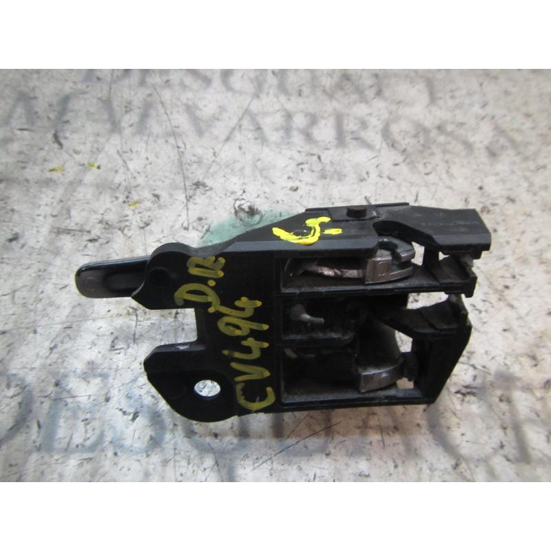 Recambio de maneta interior delantera izquierda para toyota verso 2.0 d-4d cat referencia OEM IAM 6920602120B3  