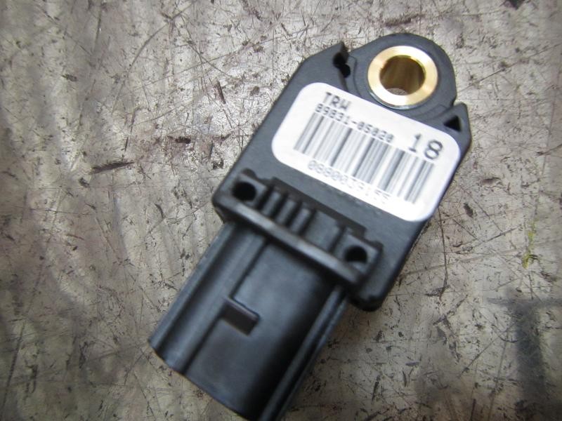 Recambio de modulo electronico para toyota verso 2.0 d-4d cat referencia OEM IAM 8983105020 8983105020 0880039155