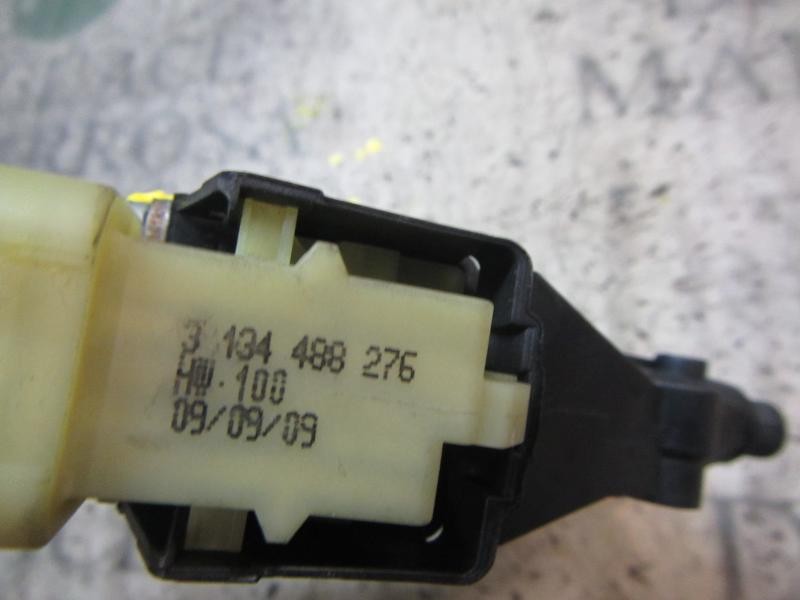 Recambio de motor elevalunas delantero izquierdo para ford fiesta (cb1) 1.4 tdci cat referencia OEM IAM   