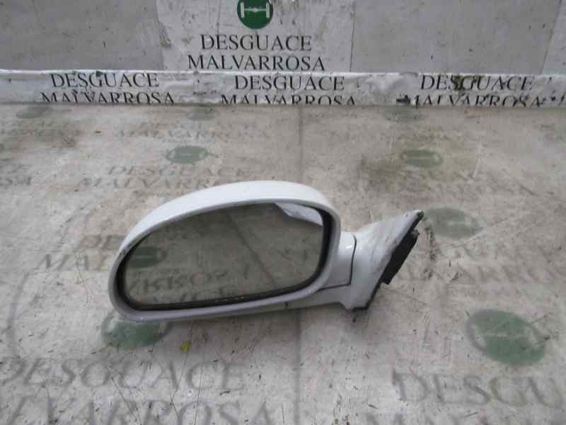 Recambio de espejo izquierdo para hyundai lantra familiar (rd) 1.9 d gls referencia OEM IAM   