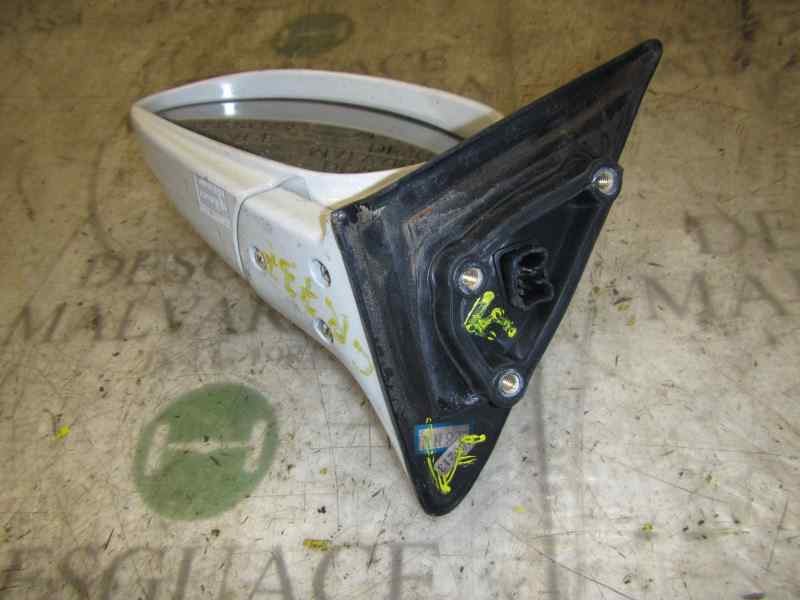 Recambio de espejo izquierdo para hyundai lantra familiar (rd) 1.9 d gls referencia OEM IAM   