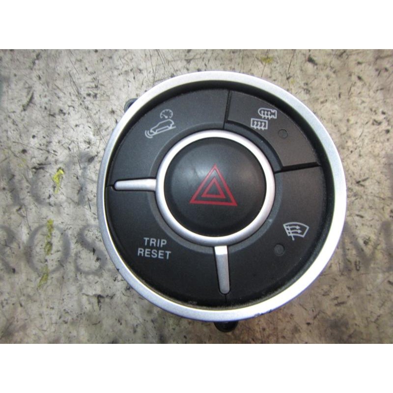 Recambio de warning para ssangyong kyron 2.7 turbodiesel cat (euro 4) referencia OEM IAM  8520109051 