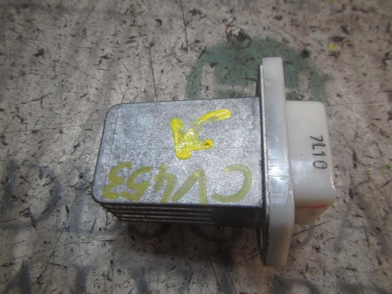 Recambio de resistencia calefaccion para ssangyong kyron 2.7 turbodiesel cat (euro 4) referencia OEM IAM 6811109170  