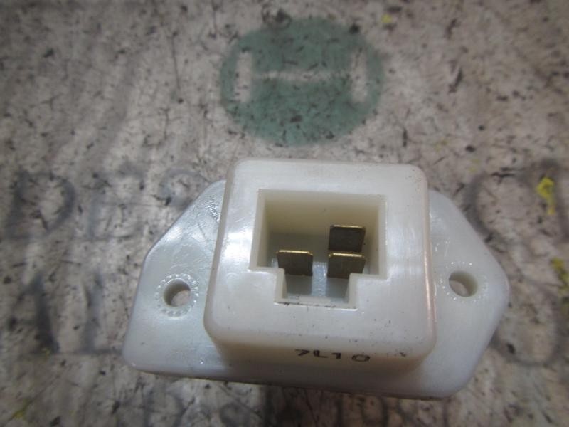 Recambio de resistencia calefaccion para ssangyong kyron 2.7 turbodiesel cat (euro 4) referencia OEM IAM 6811109170  