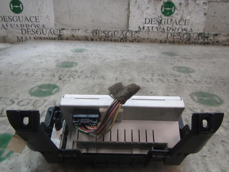 Recambio de mando multifuncion para renault megane ii coupe/cabrio 1.6 16v referencia OEM IAM   