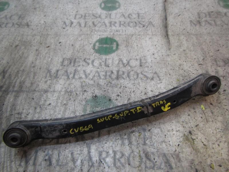 Recambio de brazo suspension superior trasero derecho para kia cee´d 2.0 crdi referencia OEM IAM 551001H000  