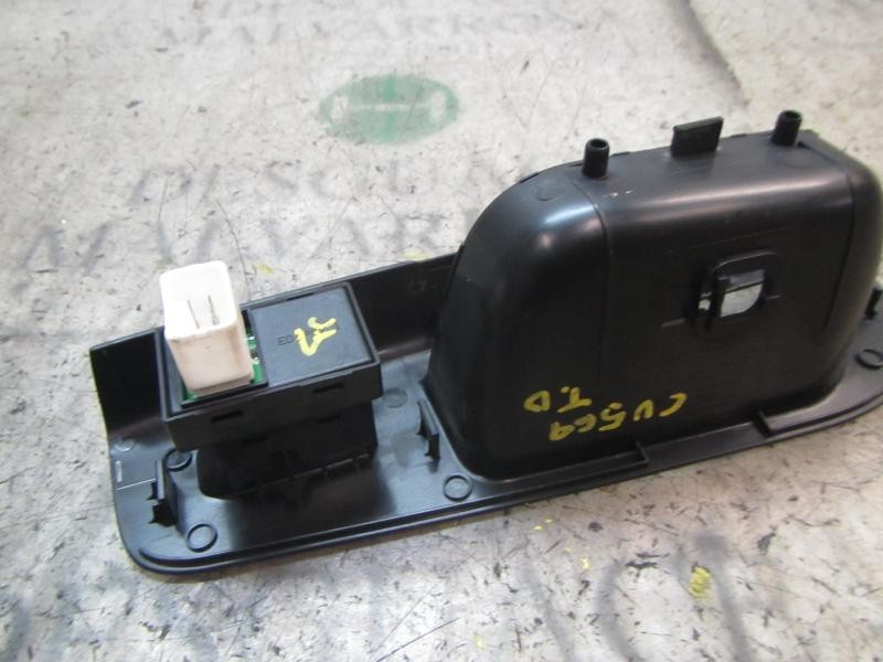 Recambio de mando elevalunas trasero derecho para kia cee´d 2.0 crdi referencia OEM IAM 935751H100EQ  