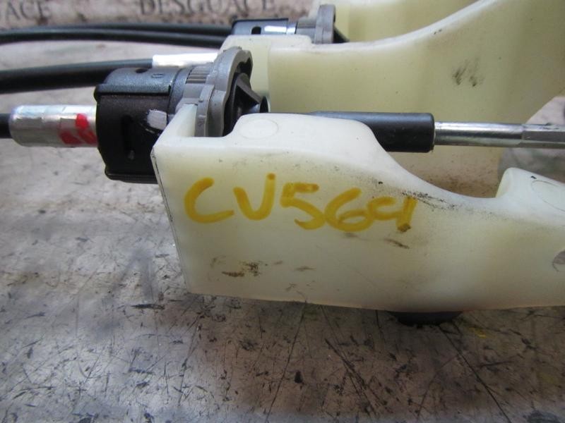 Recambio de palanca cambio para kia cee´d 2.0 crdi referencia OEM IAM 437001H400  