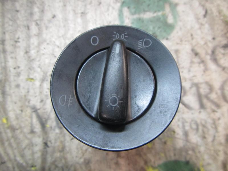 Recambio de mando luces para volkswagen bora berlina (1j2) trendline referencia OEM IAM   