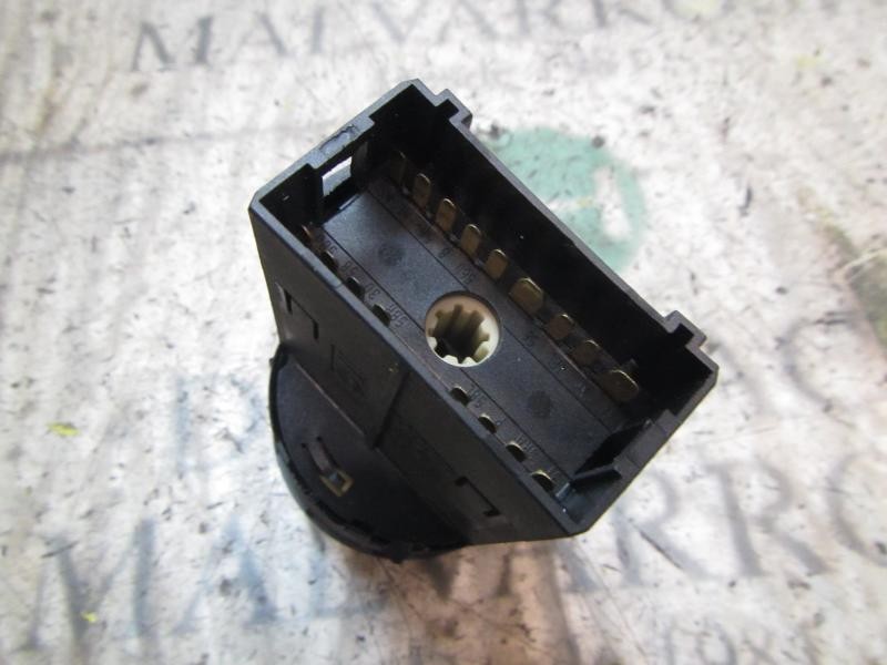 Recambio de mando luces para volkswagen bora berlina (1j2) trendline referencia OEM IAM   