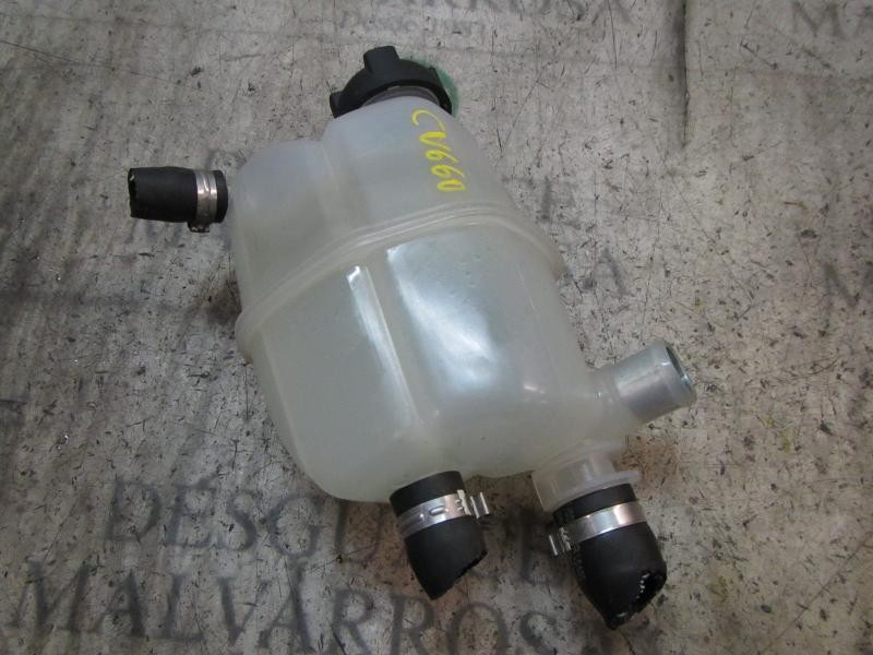 Recambio de deposito expansion para smart coupe 1.0 cat referencia OEM IAM A4505010003  