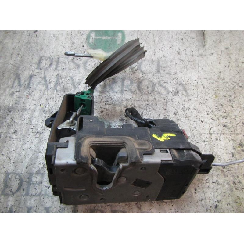 Recambio de cerradura puerta delantera derecha para opel astra gtc 1.6 16v referencia OEM IAM   