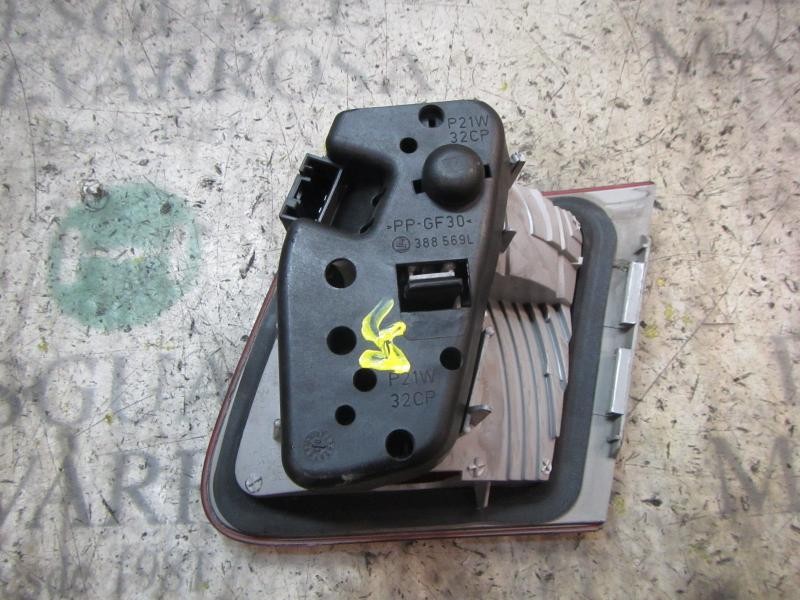 Recambio de piloto trasero izquierdo interior para bmw serie 3 touring (e46) 320d referencia OEM IAM 63218368759  