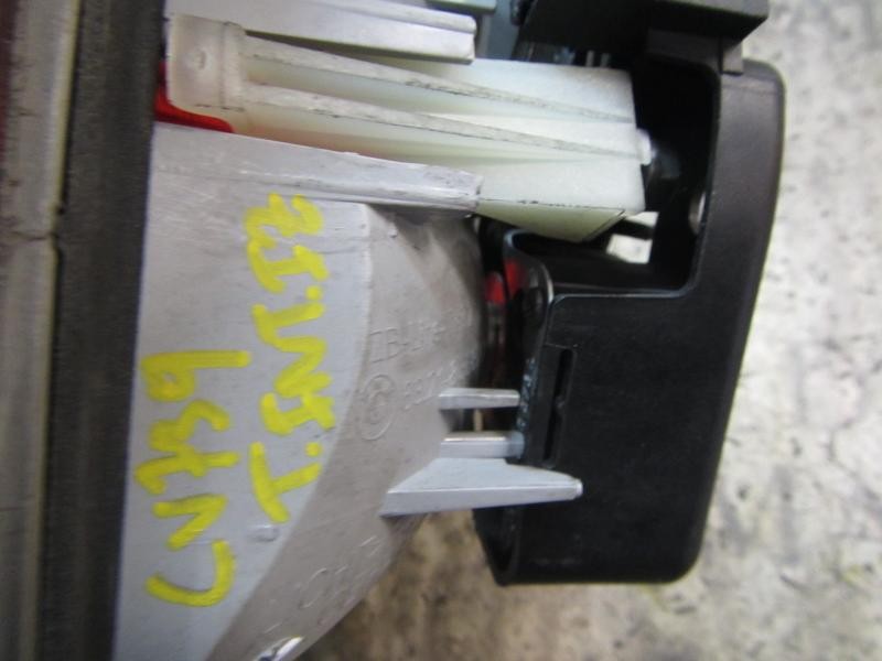 Recambio de piloto trasero izquierdo interior para bmw serie 3 touring (e46) 320d referencia OEM IAM 63218368759  