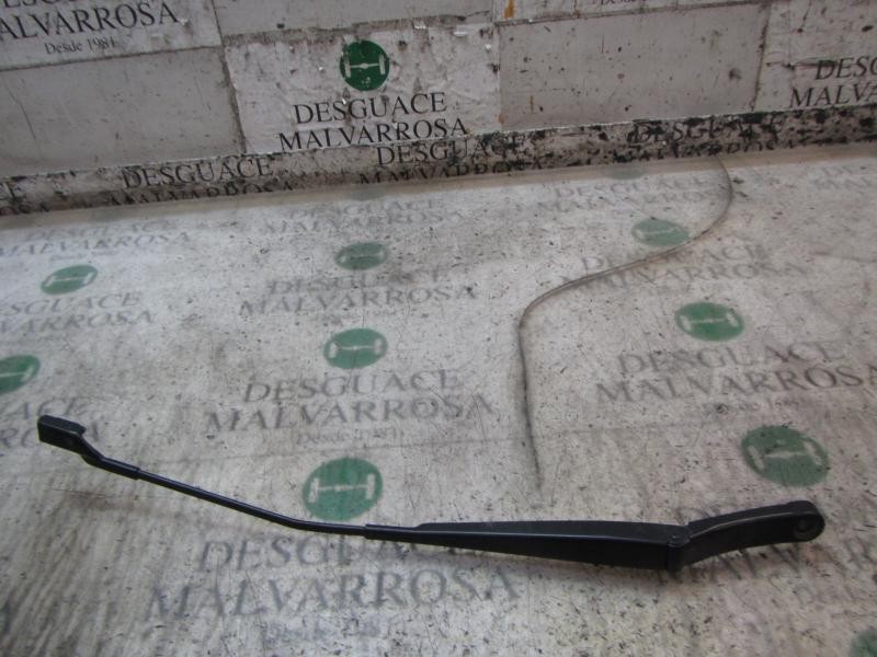 Recambio de brazo limpia delantero derecho para seat ibiza sc (6j1) 1.4 tdi referencia OEM IAM 6J1955410  
