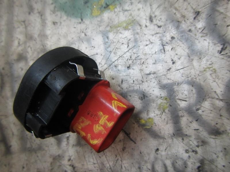 Recambio de mando elevalunas delantero derecho para ford fiesta (cbk) 1.3 cat referencia OEM IAM   