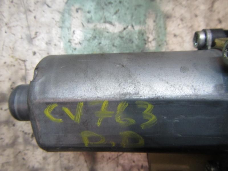 Recambio de motor elevalunas delantero derecho para ford fiesta (cbk) 1.3 cat referencia OEM IAM   