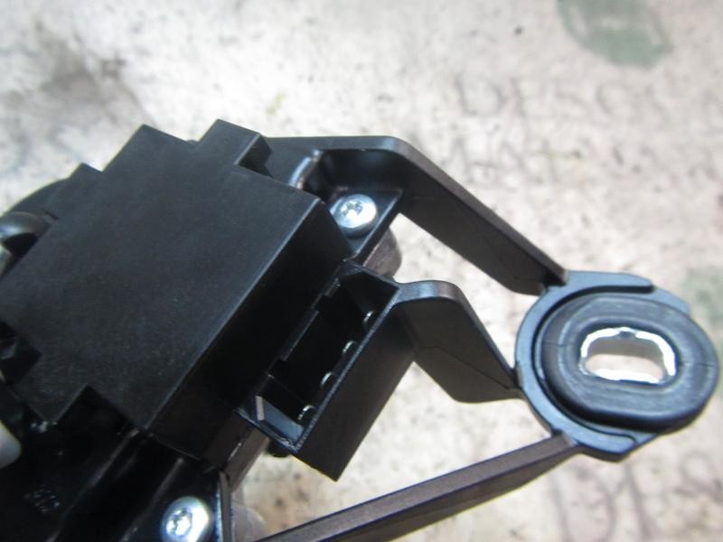 Recambio de motor limpia trasero para volkswagen polo (9n3) 1.4 tdi referencia OEM IAM   