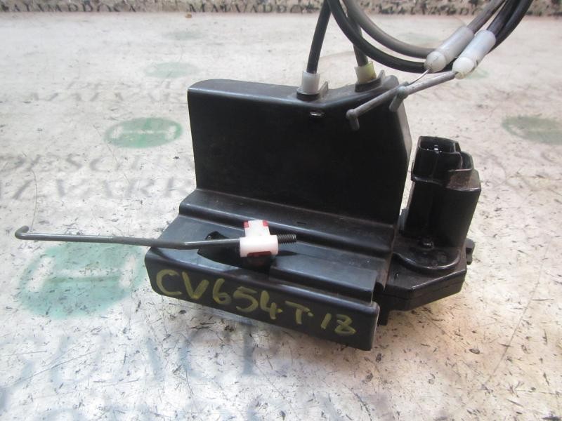 Recambio de cerradura puerta trasera izquierda para ssangyong rodius 2.7 turbodiesel cat referencia OEM IAM   