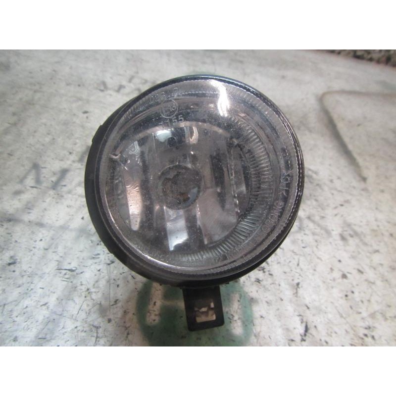 Recambio de faro antiniebla derecho para ssangyong rodius 2.7 turbodiesel cat referencia OEM IAM 8320221000  