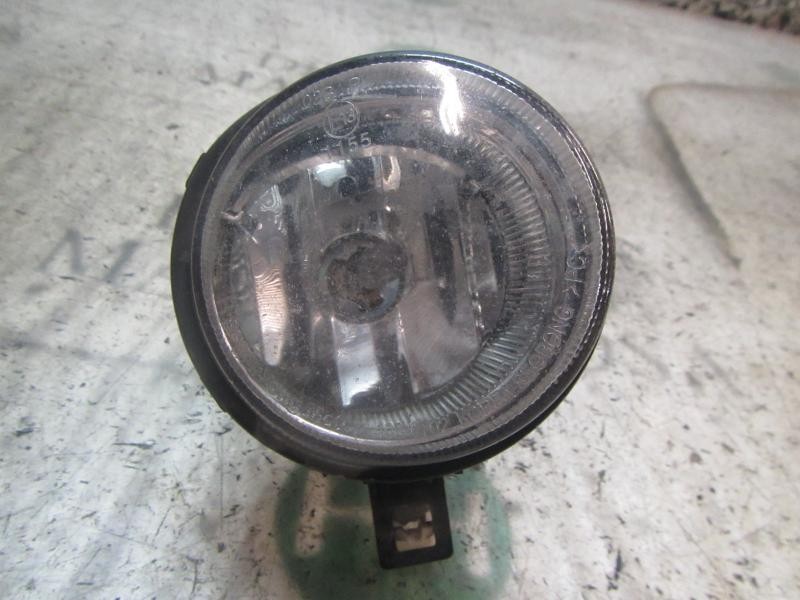 Recambio de faro antiniebla derecho para ssangyong rodius 2.7 turbodiesel cat referencia OEM IAM 8320221000  