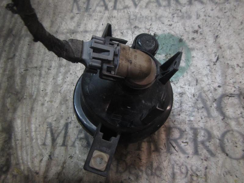 Recambio de faro antiniebla derecho para ssangyong rodius 2.7 turbodiesel cat referencia OEM IAM 8320221000  